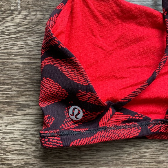 Lululemon sports bra - Picture 3 of 4